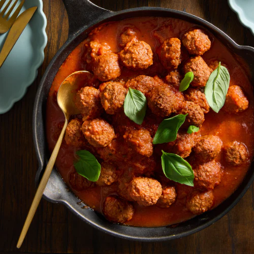 A bunch of meatballs in tomatosauce